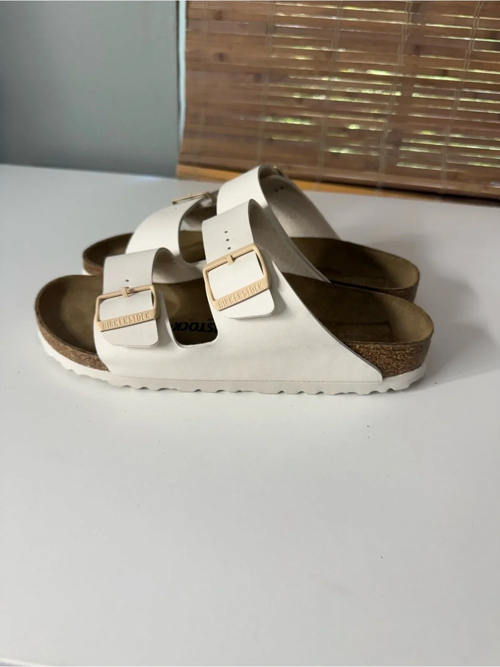 Birkenstock Arizona Birko-Flor in Eggshell 8